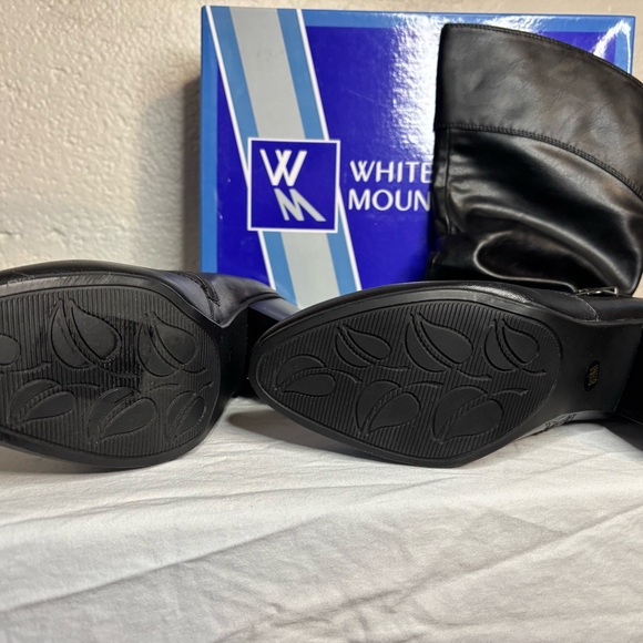 White Mountain midcalf boot - Picture 2 of 2